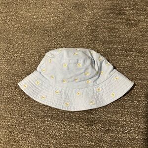 Blue bucket hat with flowers